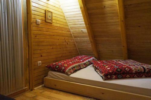 Mountain Chalets Tara