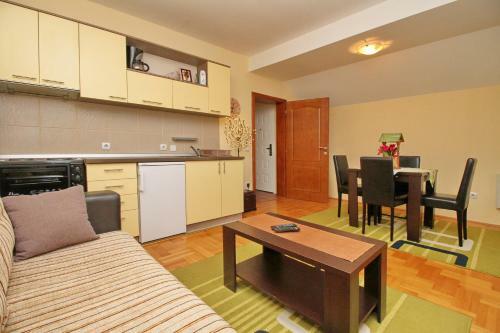 Apartments Vila Velickovic