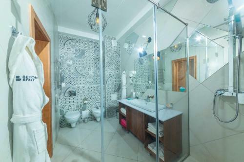 Beton Brut All Inclusive & Spa Hotel In Miracleon