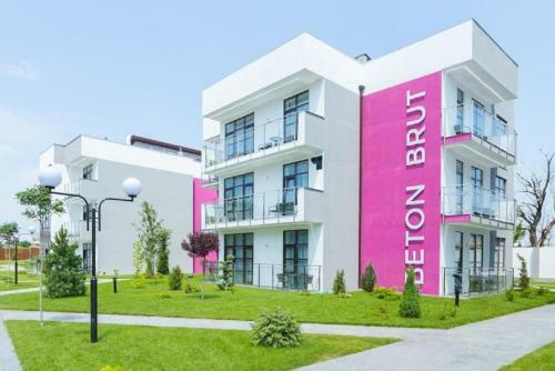 Beton Brut All Inclusive & Spa Hotel In Miracleon