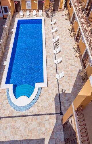 Hotel Briston