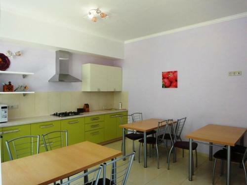 Hostal Guest House Elza
