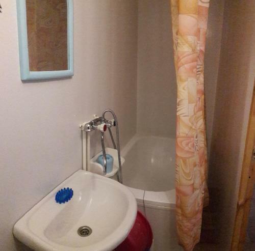 Hostal Guest House On Novorossiyskaya
