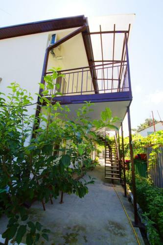 Hostal Guest House Uyutniy Dvorik