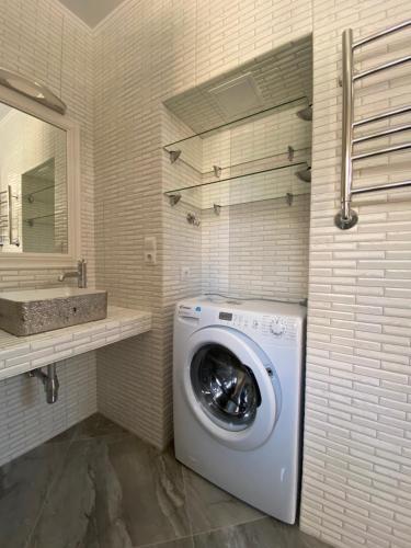 Apartment ? ????