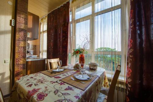 Apartment With Kitchen On Kirova 1