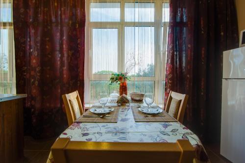 Apartment With Kitchen On Kirova 1