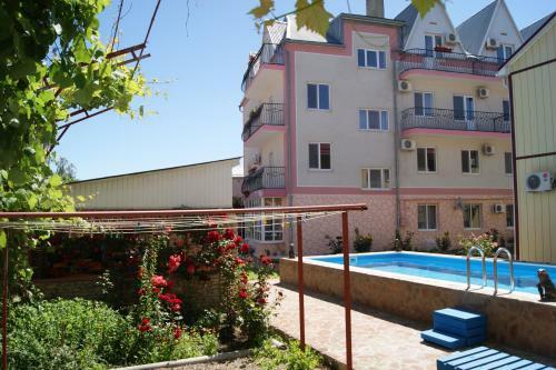 Hostal Guest House Romanovykh Victoria