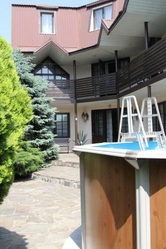 Hotel Aksis House