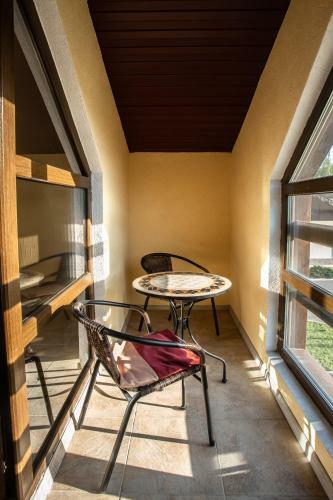 Alpika Hotel