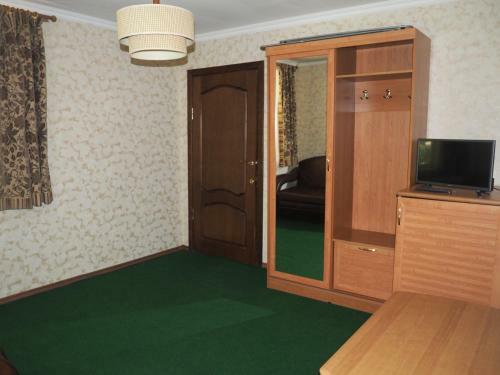 Hotel Zvezdniy