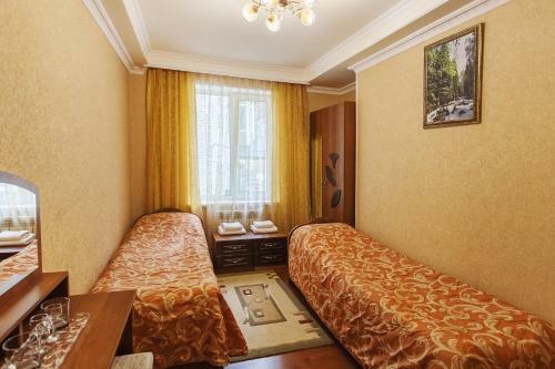 Kristall Hotel