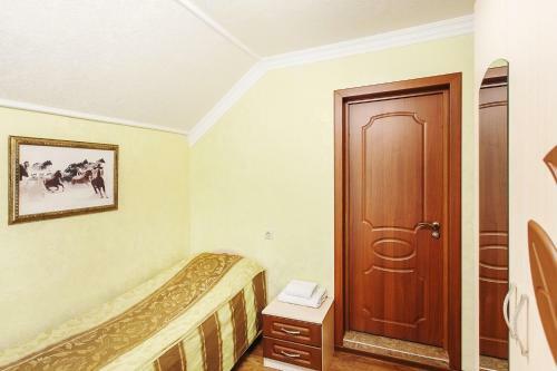 Kristall Hotel