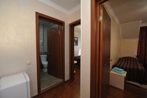 Kristall Hotel