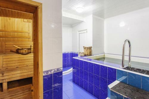 Kristall Hotel