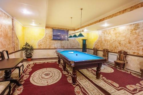 Kristall Hotel