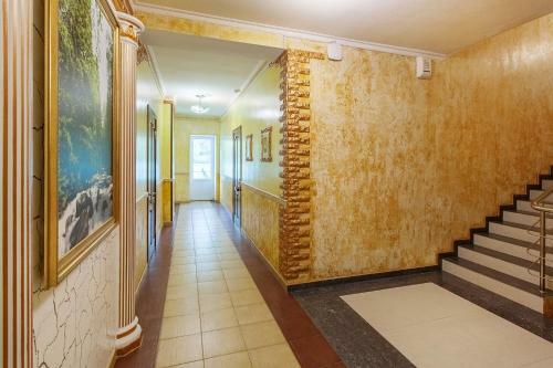 Kristall Hotel