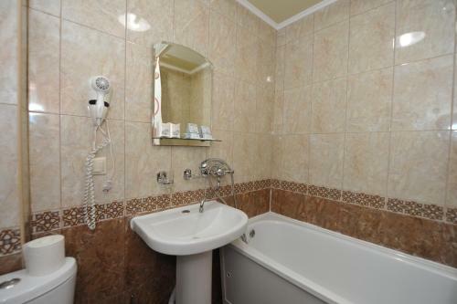 Kristall Hotel