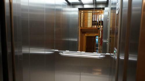 Kristall Hotel
