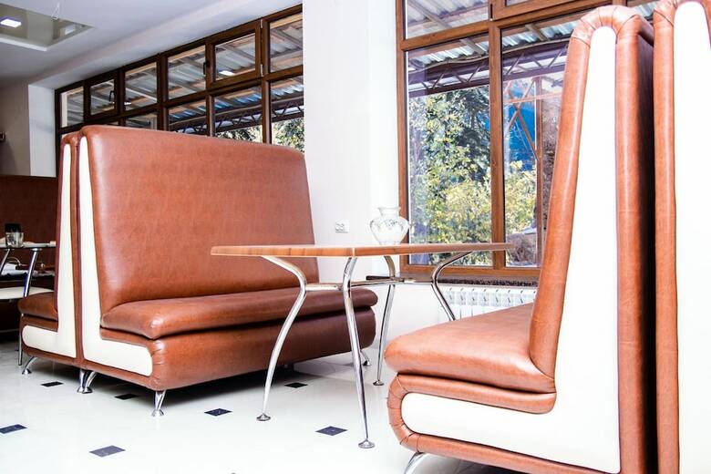 Altaroom Hotel
