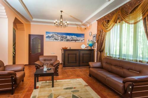 Hostal Hotel Kapriz