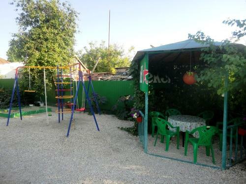 Hostal Guest House Kollektivnaya 16a