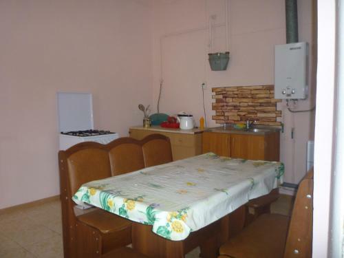 Hostal Guesthouse On Delegatskaya 82 A