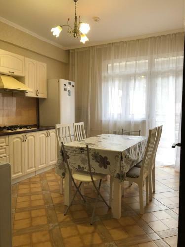 Esto-sadok Apartment On Estonskaya