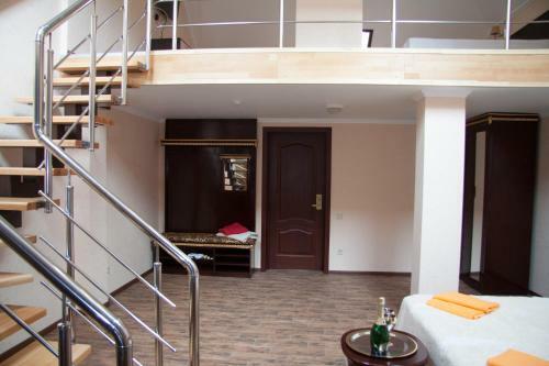 Green Hall Hotel