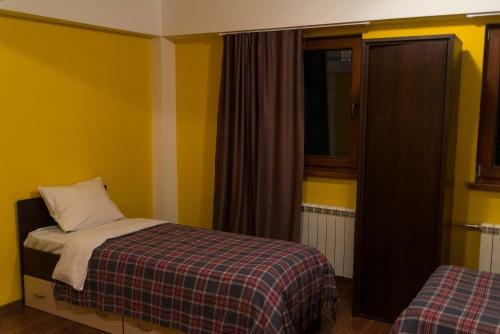 Weekend H520 Hostel