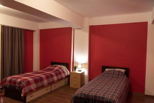 Weekend H520 Hostel
