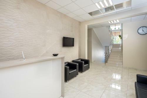 Hostal Abrikos Plus Guesthouse