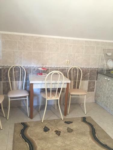 Hostal Guest House Uyut