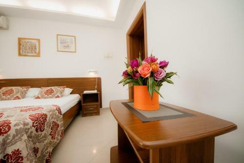 Tristar Hotel
