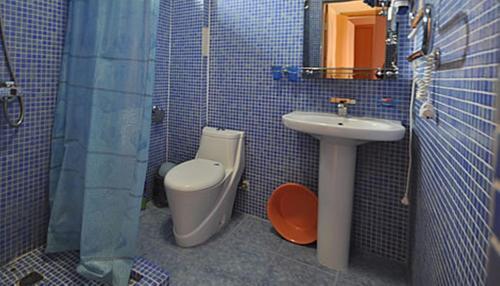 Hostal Guest House 222
