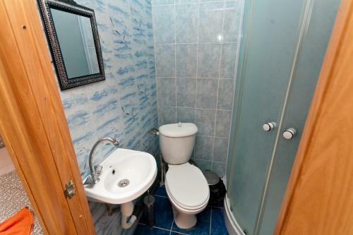 Hostal Akvatoria