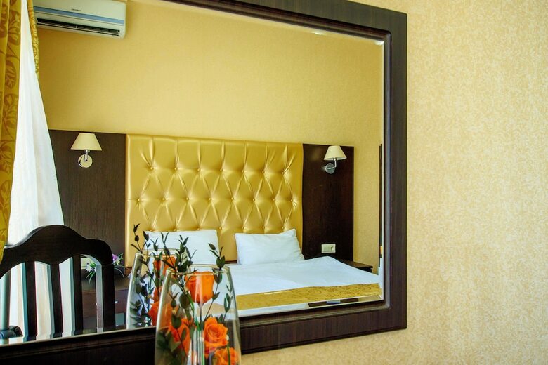 Hostal Hotel Mari