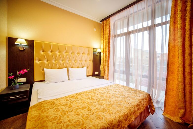 Hostal Hotel Mari