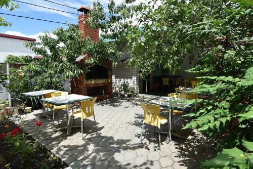 Hostal Guest House On Sevastopolskaya