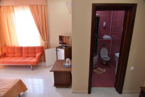 Hotel Manopolis Guest House
