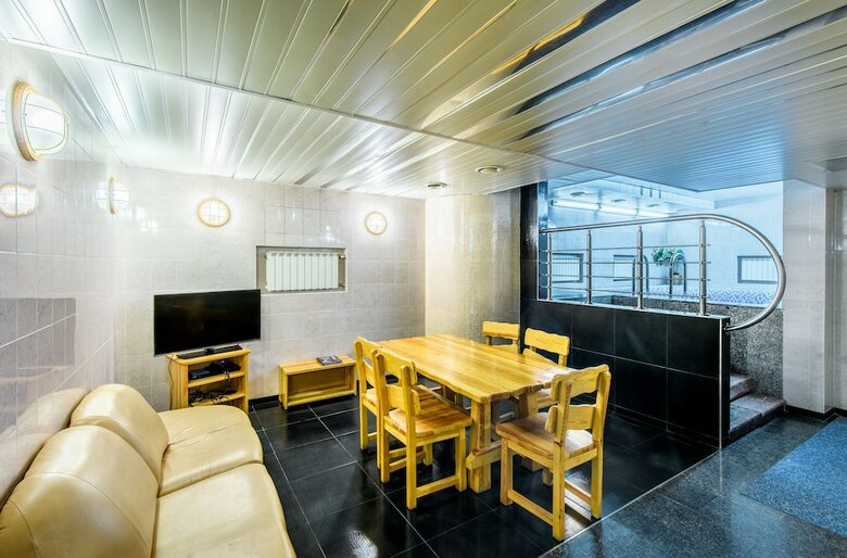 Business Hotel Delta