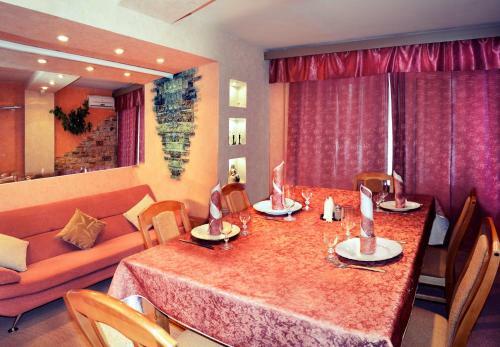 Hotel Uralskaya