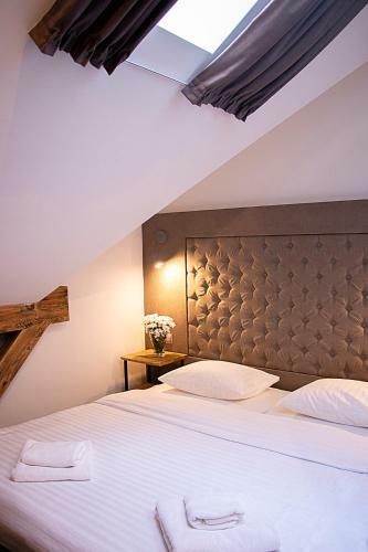 Honey Bridge Hotel