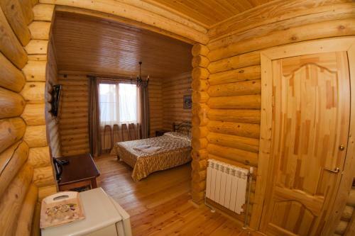 Hotel Ryabinovie Busy Guest House