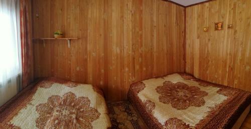Hostal "????????? ?????"
