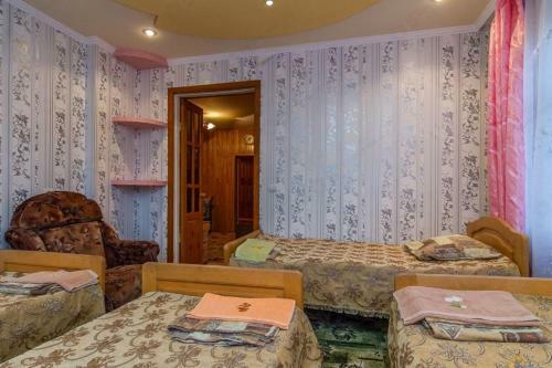 Hostal ?????