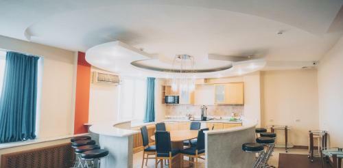 Hostel Enot
