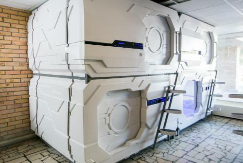 Capsule Hostel Capslock