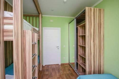 Hostel Svoi Ludi