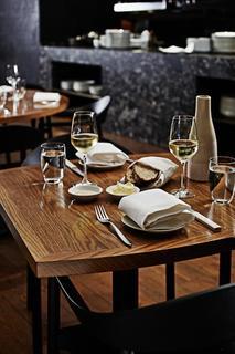 Four Seasons Hotel Sydney